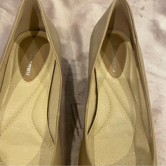 CL Laundry Women's size 10M Alyce Pump - Picture 7 of 13